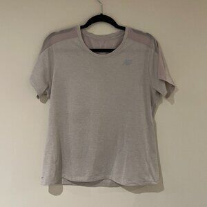 New Balance Running Pullover T-Shirt with Mesh Insert Detailing- Medium in Mauve